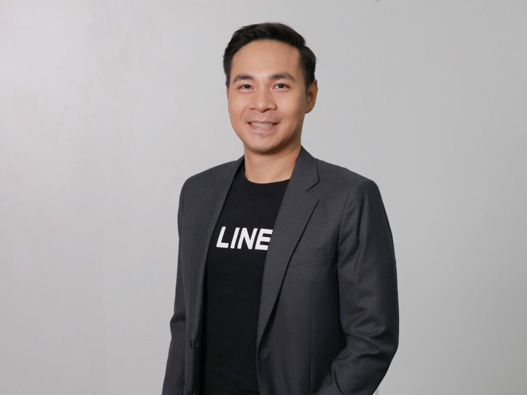 นายเลอทัด ศุภดิลก ผู้อำนวยการฝ่ายธุรกิจอีคอมเมิร์ซ LINE ประเทศไทย
