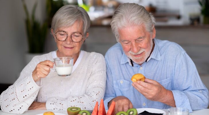 สังคมผู้สูงวัย ควรตระหนักรู้ถึงโภชนาการที่ดีและเหมาะสม ควบคู่กับการออกกำลังกาย 